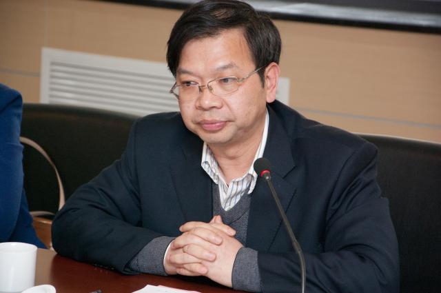 东南大学人事处处长郭小明发言